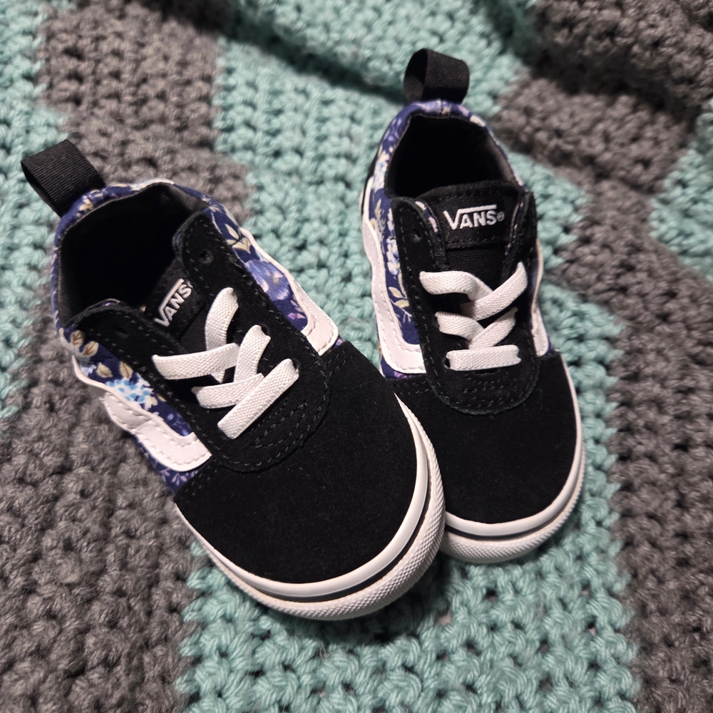 Toddler Vans Kids Black and Blue Floral Shoes